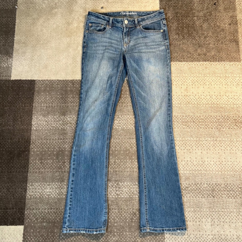 Aeropostale Chelsea Boot Jeans Womens Blue Low Rise Denim Size 4 Reg Boho